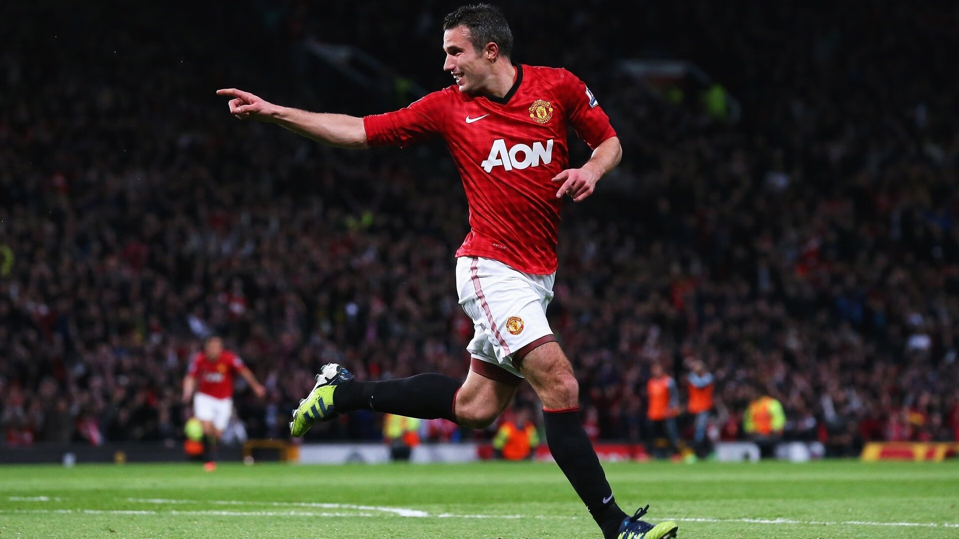 -水晶宫外援紧急离队，球队积极补强，水晶宫转会新闻